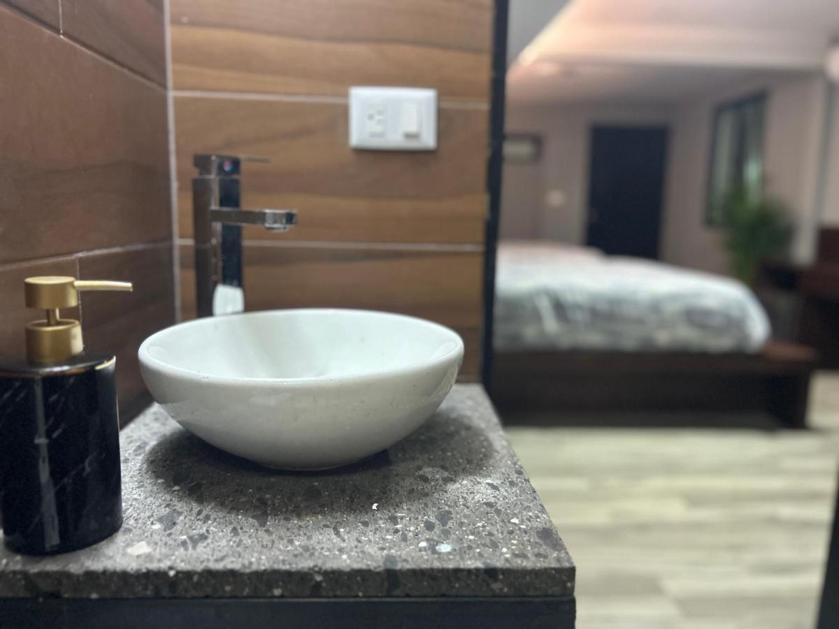 Huasteca Em Suites 巴耶斯城 外观 照片