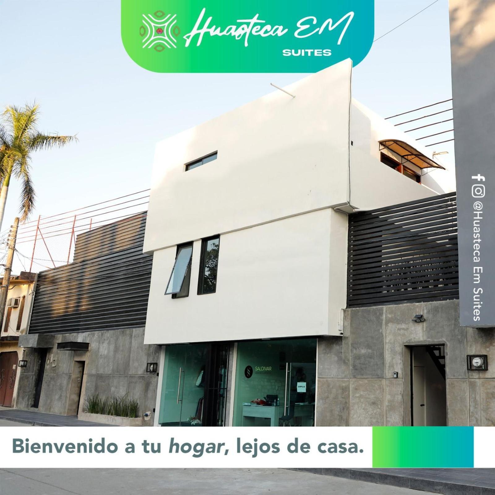 Huasteca Em Suites 巴耶斯城 外观 照片