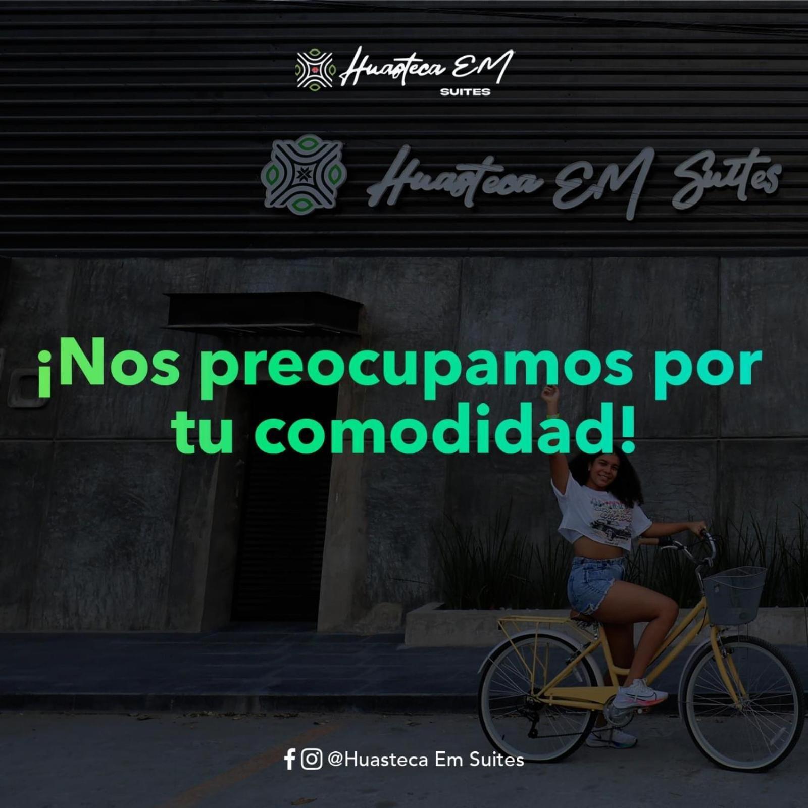 Huasteca Em Suites 巴耶斯城 外观 照片